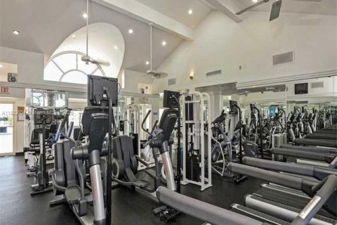 Condo in Aventura, Florida, 2 bedrooms  № 1821534 - photo 28