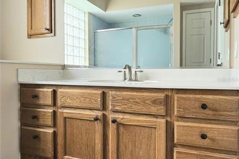 House in The Villages, Florida 2 bedrooms, 178.47 sq.m. № 2360353 - photo 25