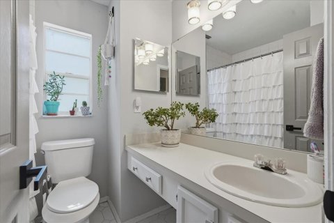 Townhouse in Tampa, Florida 3 bedrooms, 119.66 sq.m. № 2209929 - photo 16