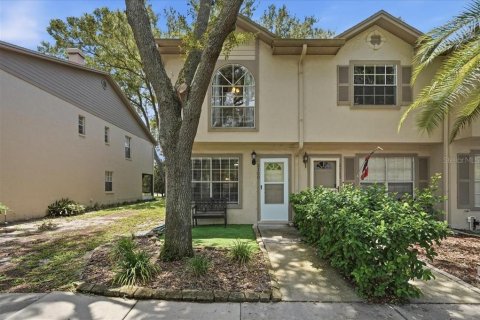 Townhouse in Tampa, Florida 3 bedrooms, 119.66 sq.m. № 2209929