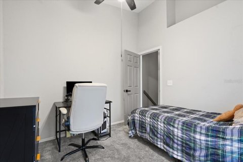 Townhouse in Tampa, Florida 3 bedrooms, 119.66 sq.m. № 2209929 - photo 17
