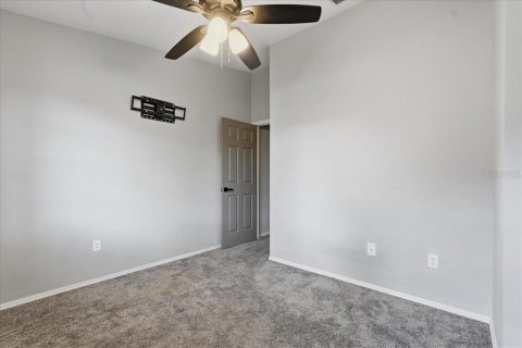 Townhouse in Tampa, Florida 3 bedrooms, 119.66 sq.m. № 2209929 - photo 20