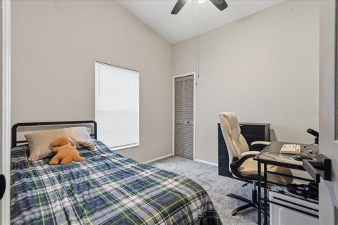 Townhouse in Tampa, Florida 3 bedrooms, 119.66 sq.m. № 2209929 - photo 18