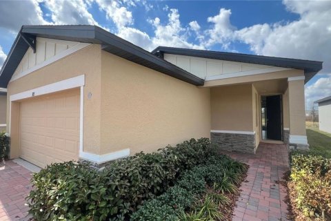 Villa ou maison à louer à Kissimmee, Floride: 4 chambres, 149.57 m2 № 2230106 - photo 2