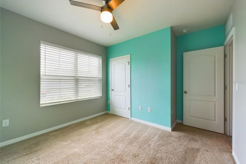 House in Kissimmee, Florida 4 bedrooms, 171.5 sq.m. № 1690600 - photo 6