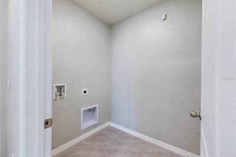 House in Kissimmee, Florida 4 bedrooms, 171.5 sq.m. № 1690600 - photo 27