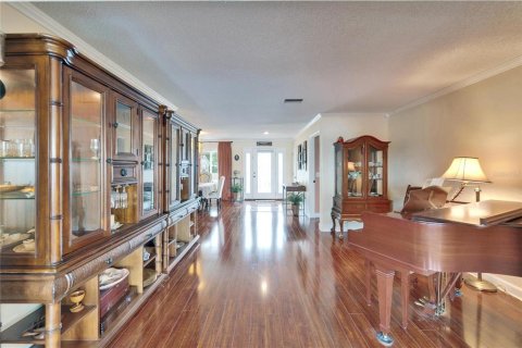 Villa ou maison à vendre à Sun City Center, Floride: 2 chambres, 193.05 m2 № 1509153 - photo 10