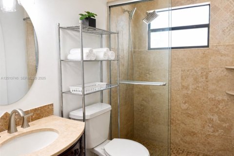 Apartamento en alquiler en Miami, Florida, 1 dormitorio, 65.03 m2 № 2076633 - foto 8