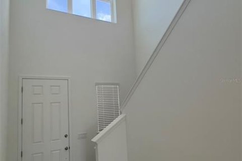 House in Minneola, Florida 4 bedrooms, 195.09 sq.m. № 1821057 - photo 5