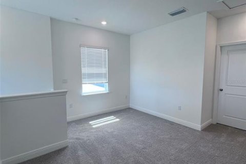House in Minneola, Florida 4 bedrooms, 195.09 sq.m. № 1821057 - photo 27