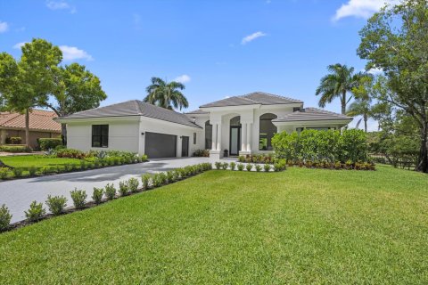 House in West Palm Beach, Florida 3 bedrooms, 314.47 sq.m. № 2088142 - photo 5