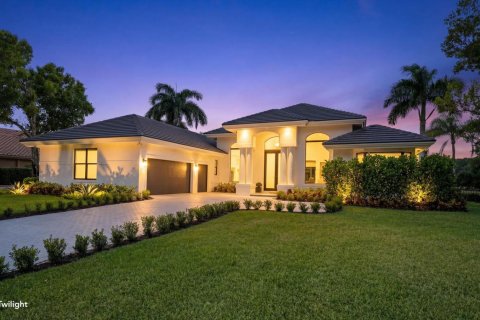 House in West Palm Beach, Florida 3 bedrooms, 314.47 sq.m. № 2088142