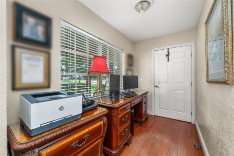 House in Fort Meade, Florida 3 bedrooms, 268.95 sq.m. № 2304380 - photo 16