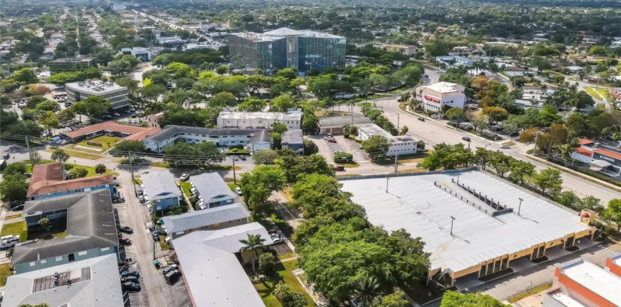 Condo in Hollywood, Florida, 1 bedroom  № 1136264