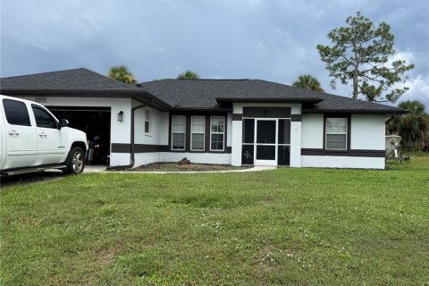 Villa ou maison à North Port, Floride 3 chambres, 133.87 m2 № 2313169