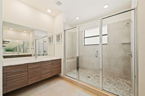 Villa ou maison à louer à Miami Lakes, Floride: 4 chambres, 264.49 m2 № 1976919 - photo 15