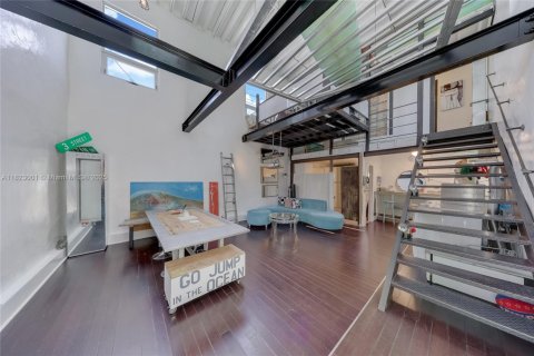 Condo in Miami Beach, Florida, 3 bedrooms  № 1790848 - photo 2