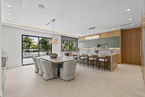 Villa ou maison à vendre à Lighthouse Point, Floride: 5 chambres, 430.23 m2 № 2411991 - photo 16