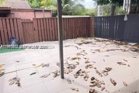 Villa ou maison à vendre à Plantation, Floride: 3 chambres, 115.76 m2 № 2054602 - photo 10