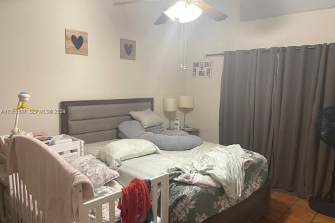 Villa ou maison à vendre à Plantation, Floride: 3 chambres, 115.76 m2 № 2054602 - photo 9