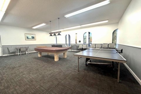 Condo in Hallandale Beach, Florida, 1 bedroom  № 2064151 - photo 7