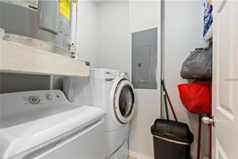 Condo in Ocoee, Florida, 2 bedrooms  № 1915067 - photo 6