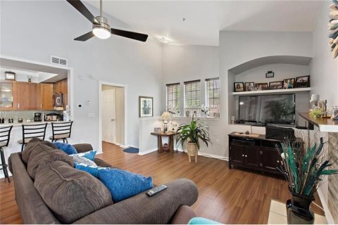Condo in Ocoee, Florida, 2 bedrooms  № 1915067 - photo 2