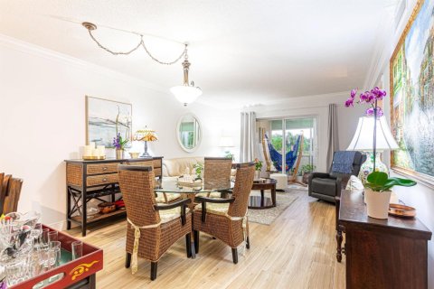 Condominio en venta en Lake Worth, Florida, 2 dormitorios, 83.05 m2 № 1036094 - foto 1