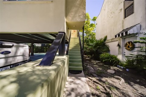 Condo in Redington Shores, Florida, 3 bedrooms  № 2206373 - photo 3