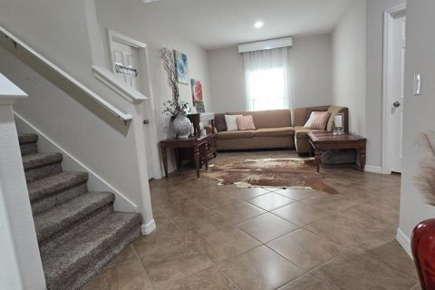 Casa en alquiler en Minneola, Florida, 4 dormitorios, 230.68 m2 № 1784330 - foto 7