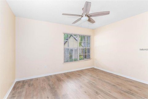 Condo in Orlando, Florida, 1 bedroom  № 2215302 - photo 10