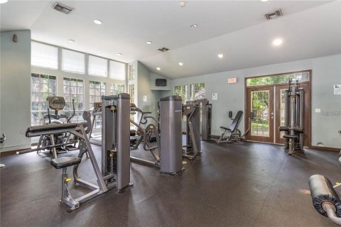 Condo in Orlando, Florida, 1 bedroom  № 2215302 - photo 17