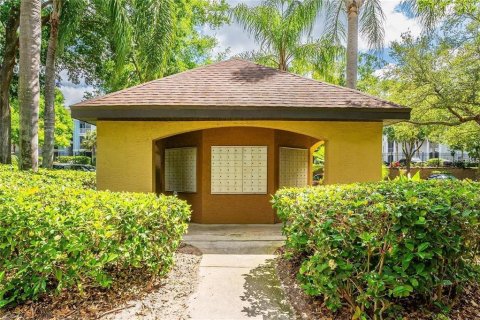 Condo in Orlando, Florida, 1 bedroom  № 2215302 - photo 22