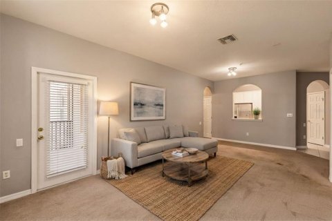 Condo in Davenport, Florida, 3 bedrooms  № 2157797 - photo 22