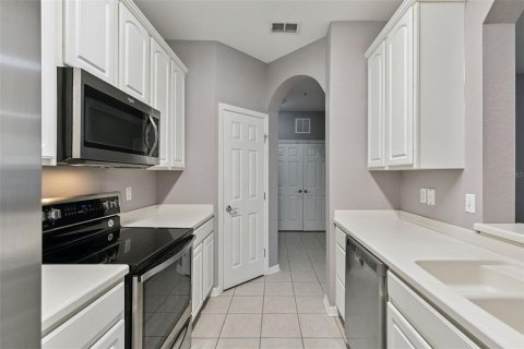 Condo in Davenport, Florida, 3 bedrooms  № 2157797 - photo 15