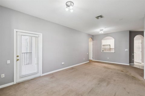 Condo in Davenport, Florida, 3 bedrooms  № 2157797 - photo 23