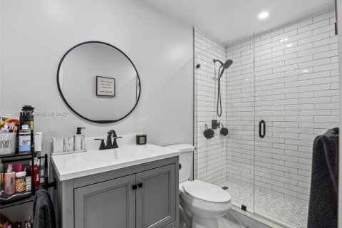 Villa ou maison à vendre à Hollywood, Floride: 3 chambres, 106.28 m2 № 1988675 - photo 21