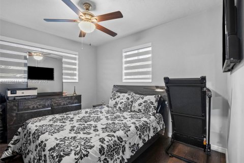 Villa ou maison à vendre à Hollywood, Floride: 3 chambres, 106.28 m2 № 1988675 - photo 18