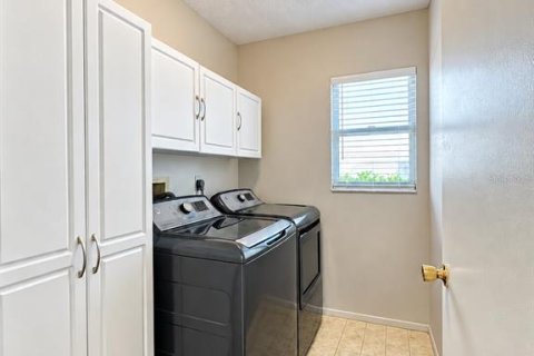 Villa ou maison à vendre à Bradenton, Floride: 2 chambres, 145.76 m2 № 2431621 - photo 16