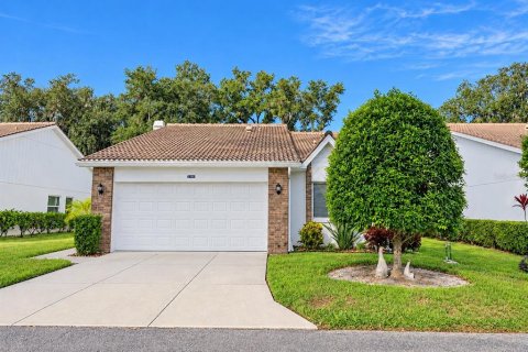Villa ou maison à vendre à Bradenton, Floride: 2 chambres, 145.76 m2 № 2431621 - photo 2