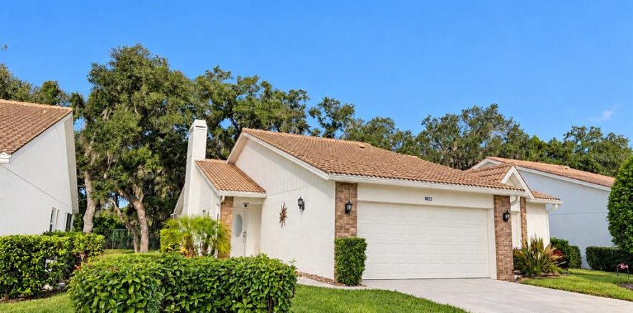 Villa ou maison à Bradenton, Floride 2 chambres, 145.76 m2 № 2431621