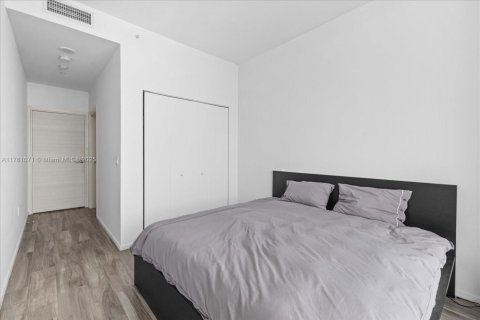 Condominio en venta en Miami, Florida, 3 dormitorios, 133.97 m2 № 1726022 - foto 11