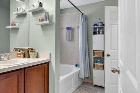 Adosado en venta en Delray Beach, Florida, 3 dormitorios, 120.96 m2 № 2085482 - foto 25