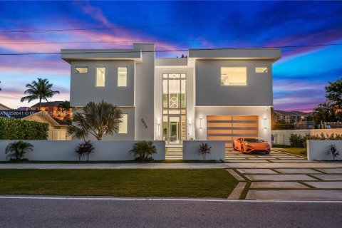 Casa en venta en Jupiter, Florida, 5 dormitorios, 466.74 m2 № 1887172 - foto 1