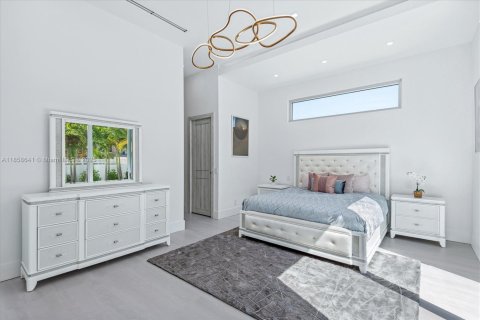 Casa en venta en Jupiter, Florida, 5 dormitorios, 466.74 m2 № 1887172 - foto 21