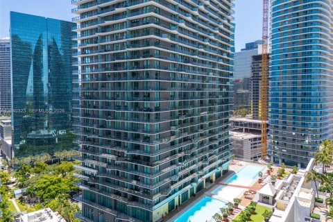 Condo in Miami, Florida, 2 bedrooms  № 2350629 - photo 24