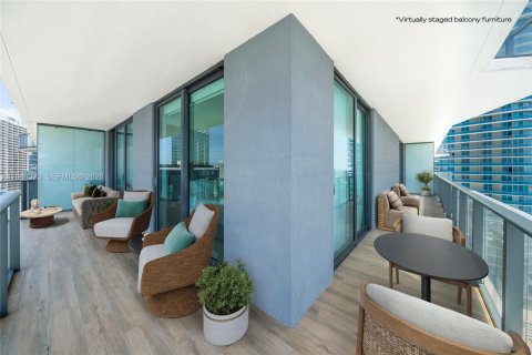 Condo in Miami, Florida, 2 bedrooms  № 2350629 - photo 4