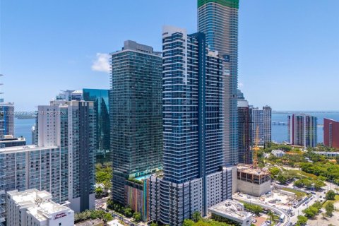 Condo in Miami, Florida, 2 bedrooms  № 2350629 - photo 23