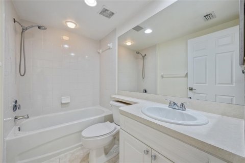 Copropriété à vendre à Largo, Floride: 3 chambres, 146.41 m2 № 1837731 - photo 23