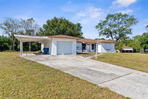 Immobilier commercial à vendre à Spring Hill, Floride: 121.79 m2 № 1445971 - photo 27